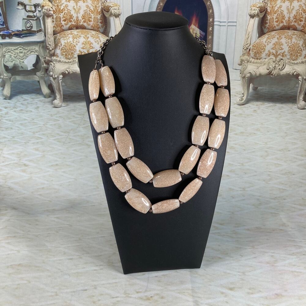 Banana Republic Two-Strand Faux Crackled Stone Statement Necklace Chunky EUC